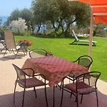 Casa Vista Mare - Superb Garden And Parking Included Imperia