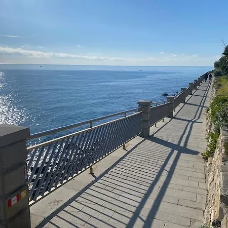Casa Vista Mare - Superb Garden And Parking Included Holiday home Imperia