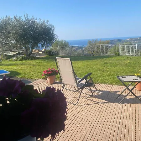 Semesterbostad Casa Vista Mare - Superb Garden And Parking Included *