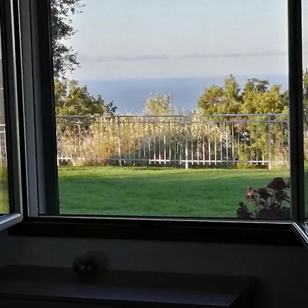 Semesterbostad Casa Vista Mare - Superb Garden And Parking Included Imperia
