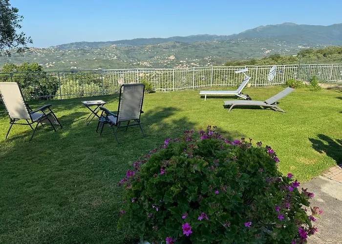 Casa Vista Mare - Superb Garden And Parking Included * Imperia