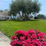 Casa Vista Mare - Superb Garden And Parking Included إمبيريا