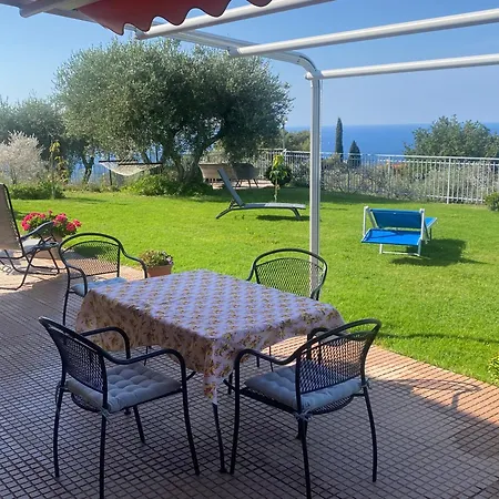 Casa Vista Mare - Superb Garden And Parking Included