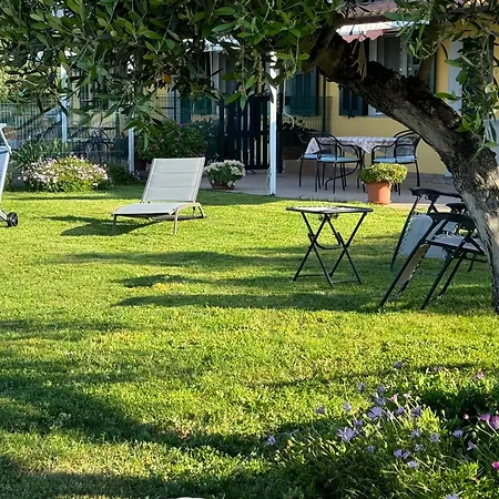 Casa Vista Mare - Superb Garden And Parking Included