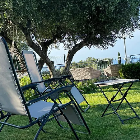 Casa Vista Mare - Superb Garden And Parking Included Дом отдыха *