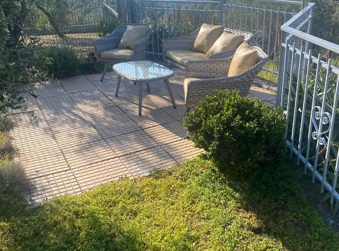 Semesterbostad Casa Vista Mare - Superb Garden And Parking Included Imperia