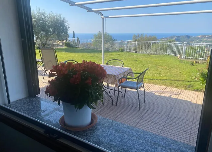 Casa Vista Mare - Superb Garden And Parking Included Holiday home Imperia