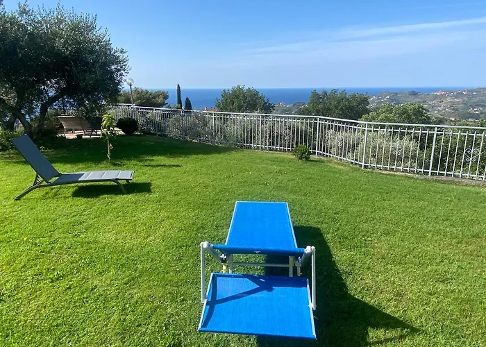 Semesterbostad Casa Vista Mare - Superb Garden And Parking Included Imperia